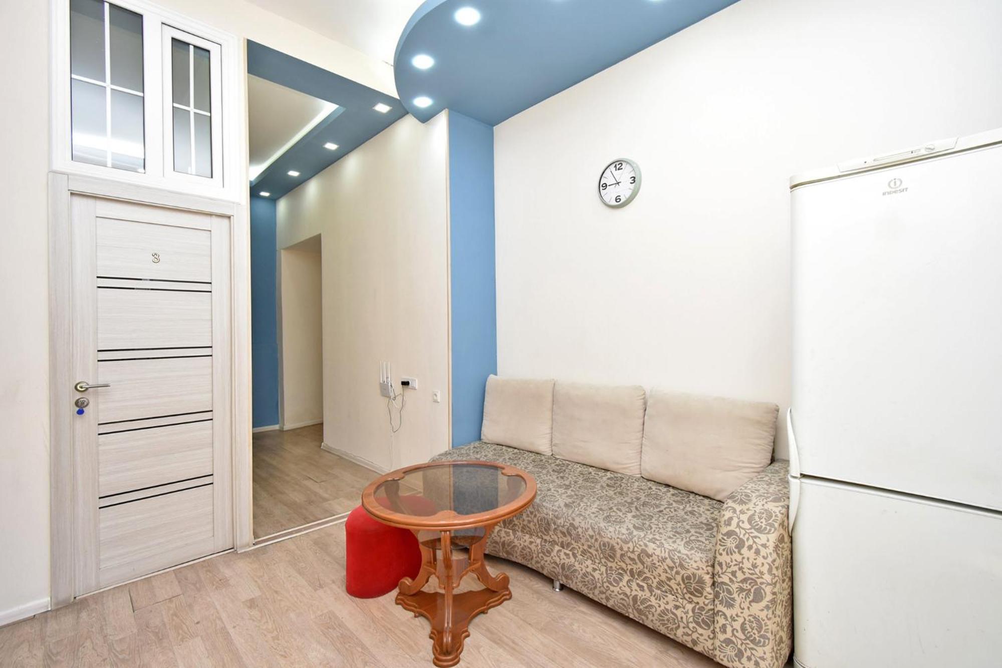 Aaaa Hotel Yerevan Exterior photo