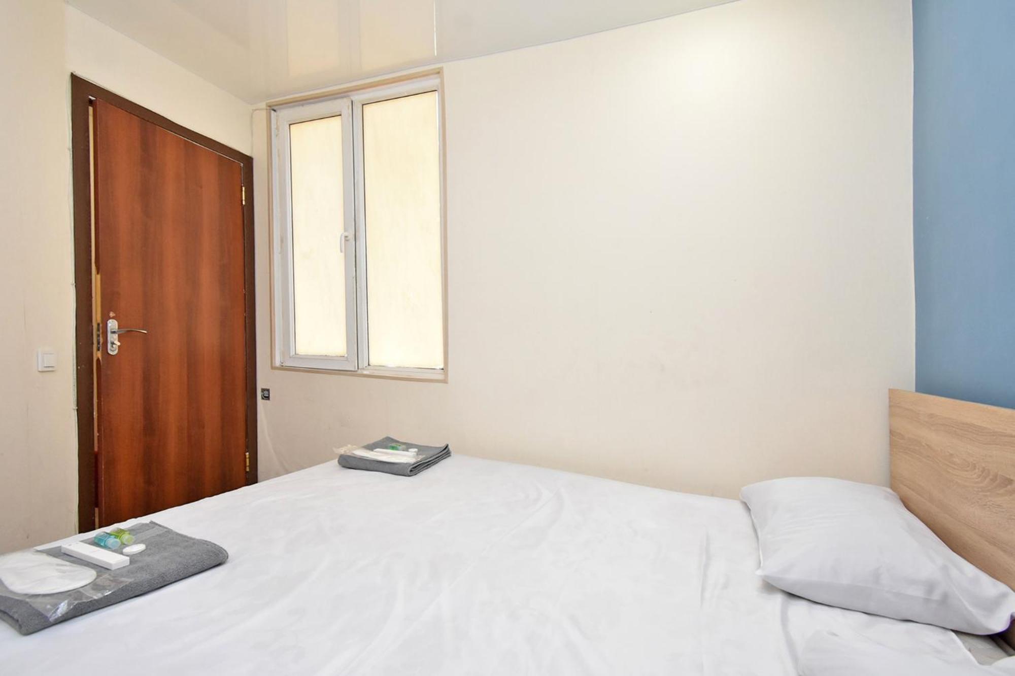 Aaaa Hotel Yerevan Exterior photo
